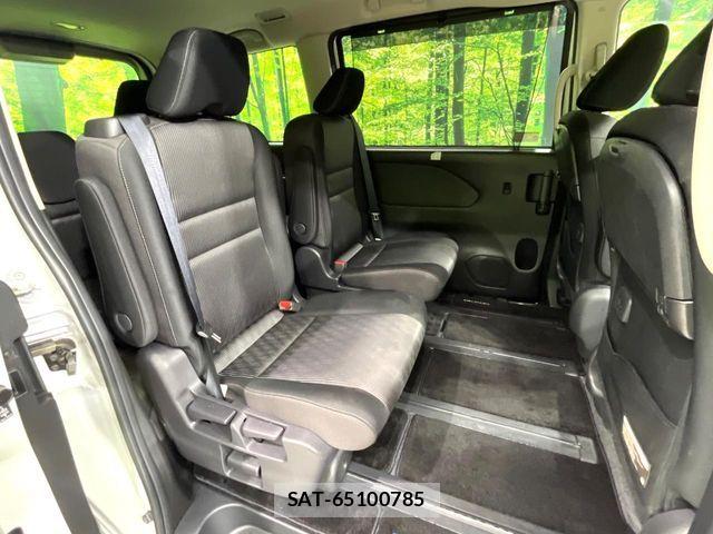 Nissan SERENA 2022-04 8884303-8
