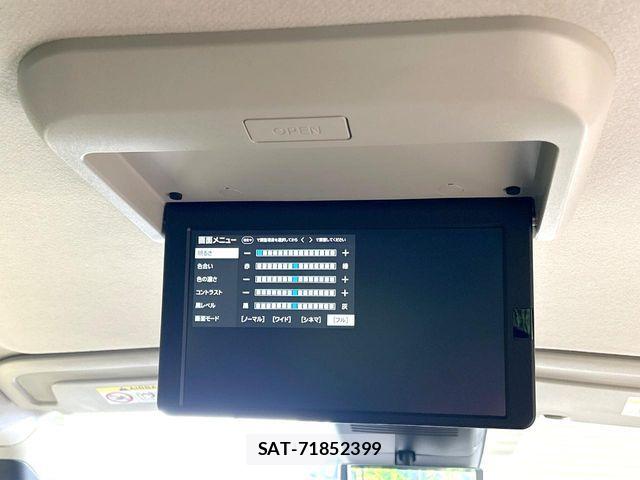Nissan SERENA 2025-02 8884301-2