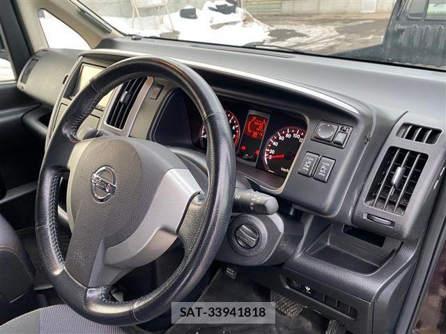 Nissan SERENA 2010-05 735899-17