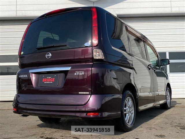 Nissan SERENA 2010-05 735899-4
