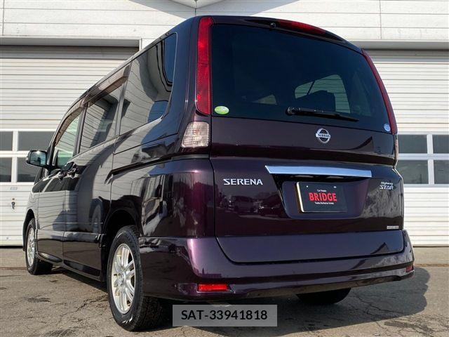 Nissan SERENA 2010-05 735899-6