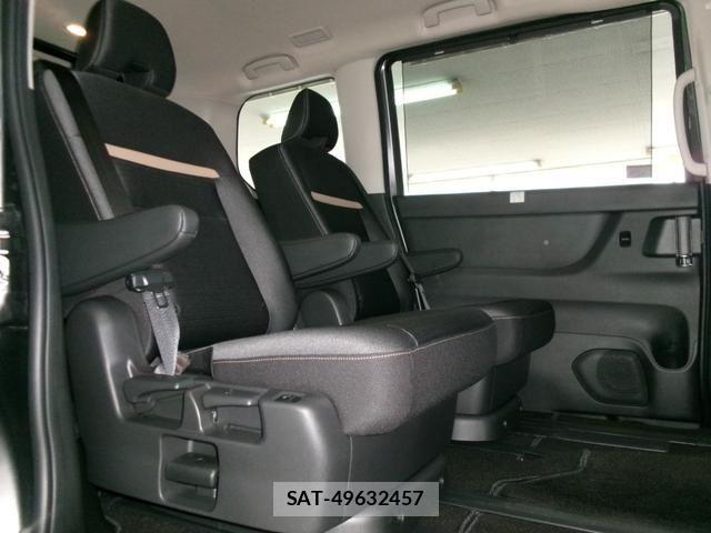 Nissan SERENA 2024-10 1043249-9
