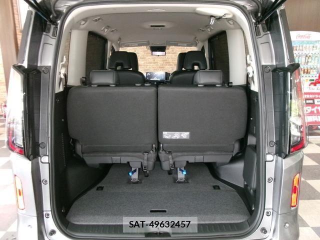 Nissan SERENA 2024-10 1043249-11