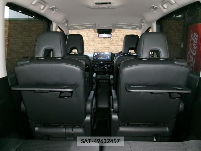 Nissan SERENA 2024-10 1043249-13