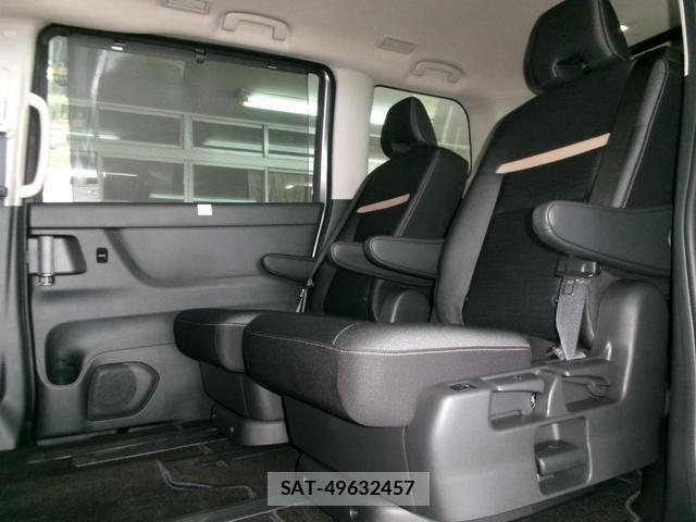 Nissan SERENA 2024-10 1043249-8