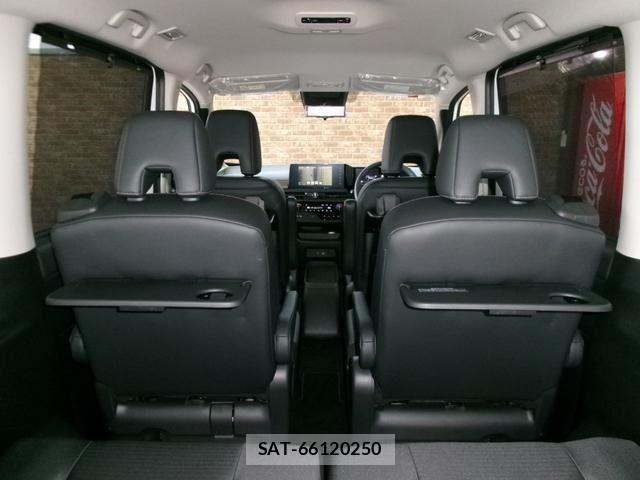 Nissan SERENA 2024-10 1093830-14