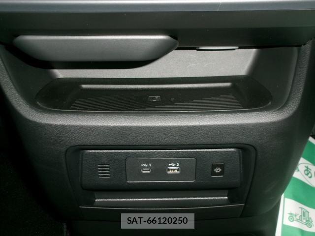 Nissan SERENA 2024-10 1093830-21