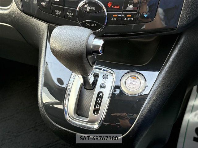 Nissan SERENA 2012-05 1293856-25