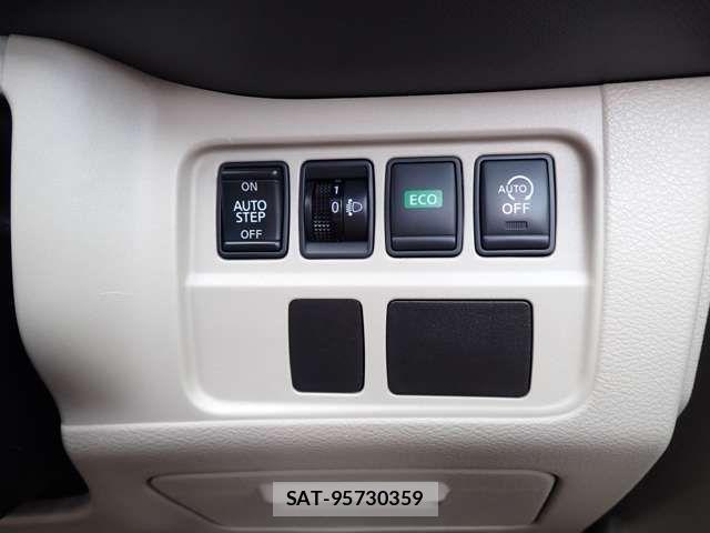 Nissan SERENA 2017-01 1323256-17