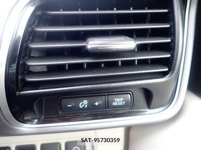 Nissan SERENA 2017-01 1323256-19