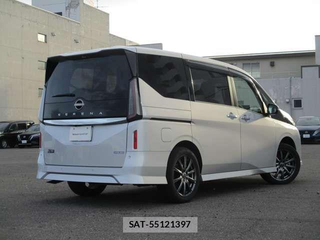 Nissan SERENA 2023-02 1405459-1