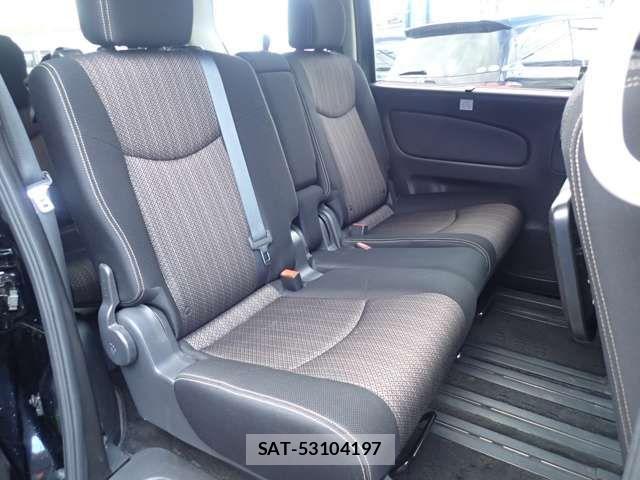 Nissan SERENA 2015-12 3909755-11