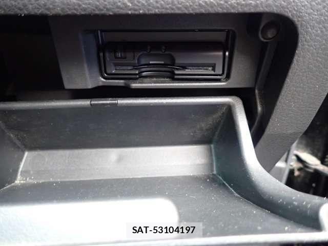Nissan SERENA 2015-12 3909755-15