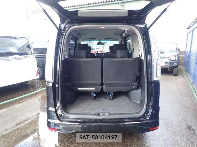 Nissan SERENA 2015-12 3909755-4
