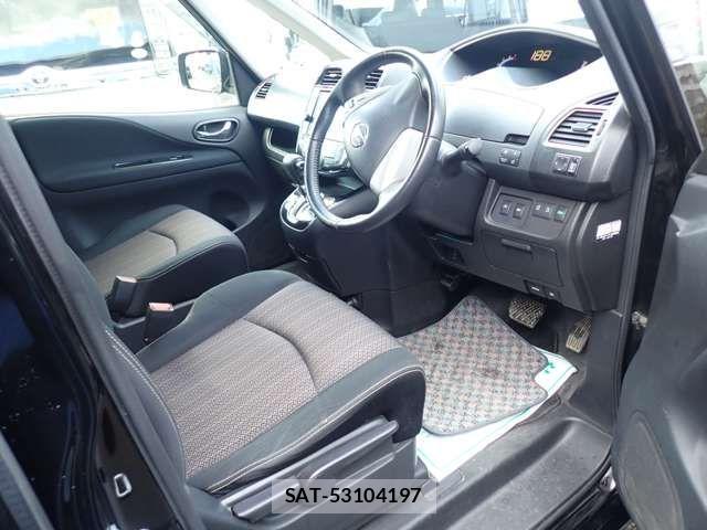 Nissan SERENA 2015-12 3909755-7