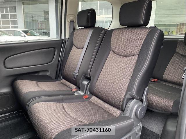 Nissan SERENA 2014-03 4601409-18