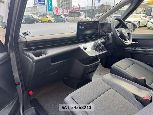 Nissan SERENA 2025-09 5878088-26