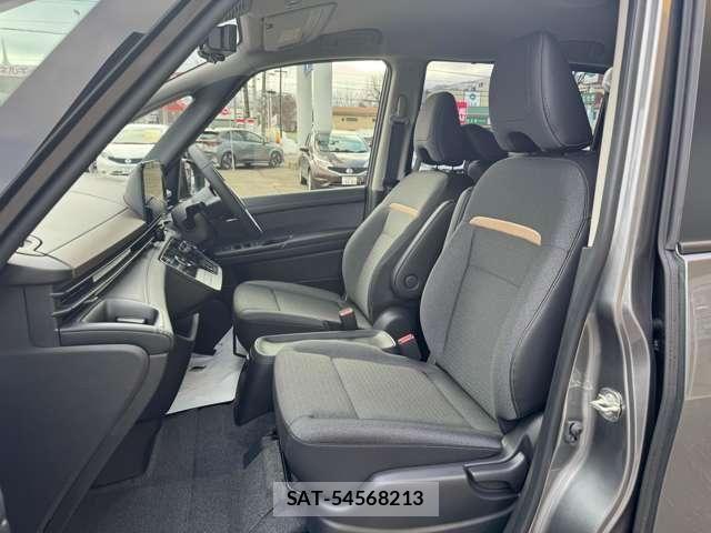 Nissan SERENA 2025-09 5878088-27
