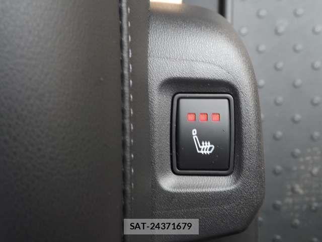 Nissan SERENA 2025-10 6018084-11