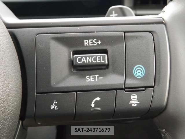 Nissan SERENA 2025-10 6018084-12