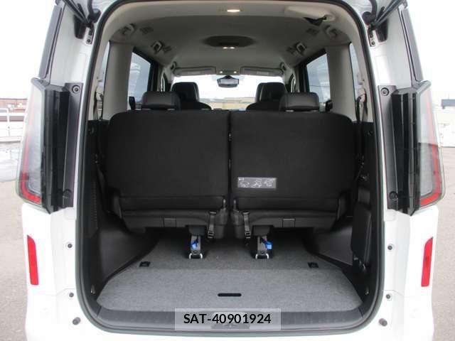 Nissan SERENA 2025-10 6018063-24