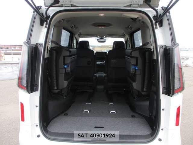 Nissan SERENA 2025-10 6018063-25