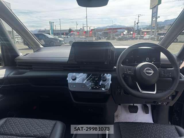 Nissan SERENA 2025-09 6018065-2