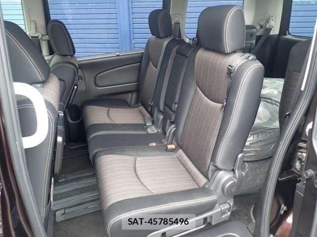 Nissan SERENA 2015-12 6018095-10