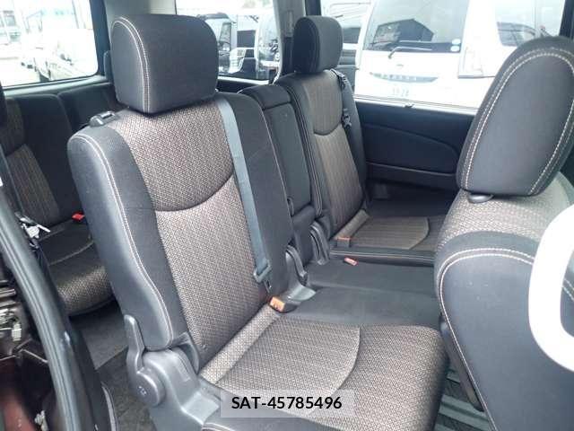 Nissan SERENA 2015-12 6018095-13