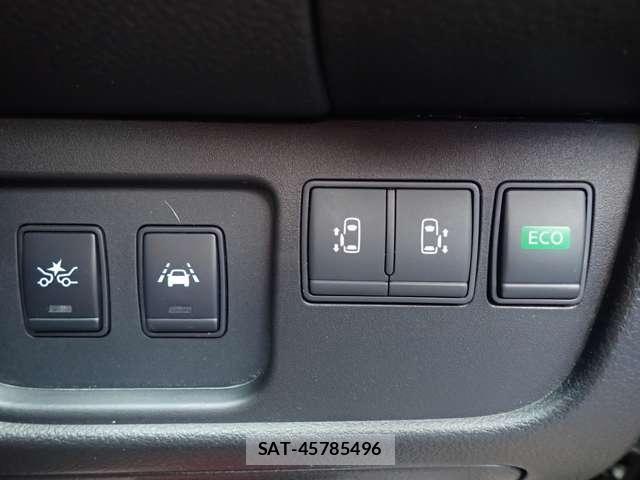 Nissan SERENA 2015-12 6018095-16