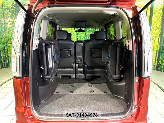 Nissan SERENA 2015-03 6219366-10