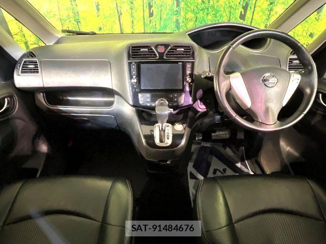 Nissan SERENA 2015-03 6219366-1