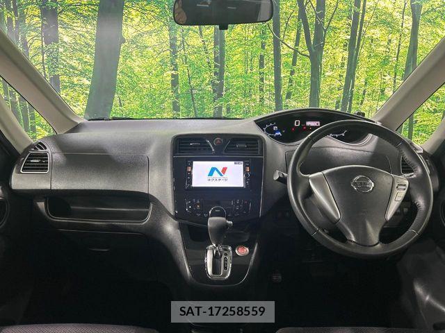 Nissan SERENA 2012-01 6219360-1