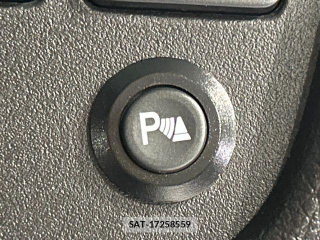 Nissan SERENA 2012-01 6219360-8