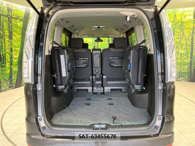Nissan SERENA 2014-09 6272837-10