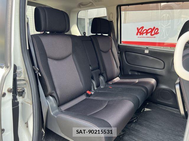 Nissan SERENA 2012-02 6527514-10