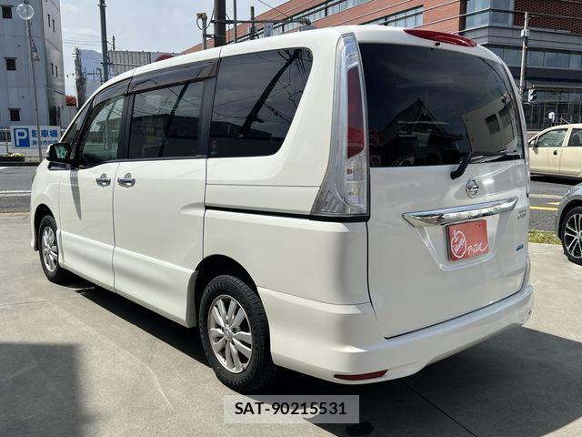 Nissan SERENA 2012-02 6527514-22