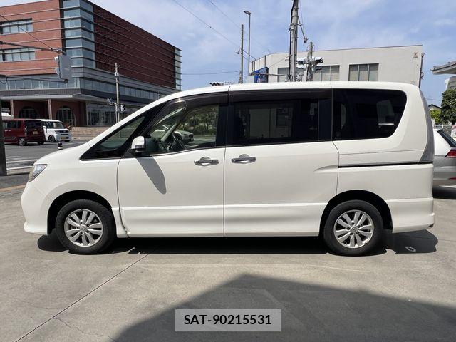 Nissan SERENA 2012-02 6527514-23