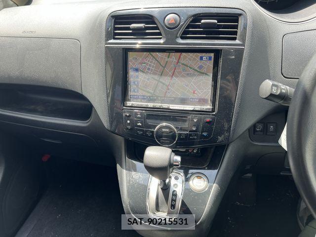Nissan SERENA 2012-02 6527514-4