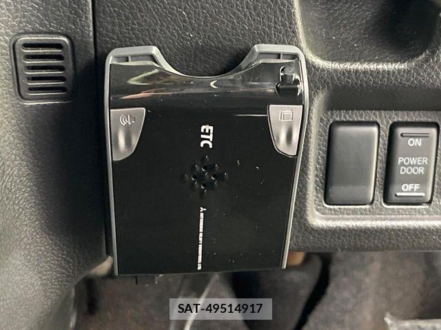 Nissan SERENA 2013-11 6614699-4
