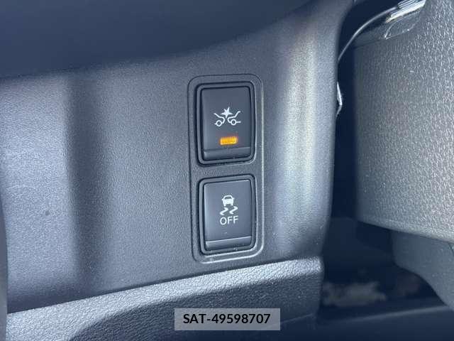 Nissan SERENA 2016-10 6673552-14