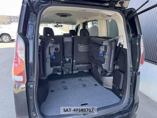 Nissan SERENA 2016-10 6673552-24