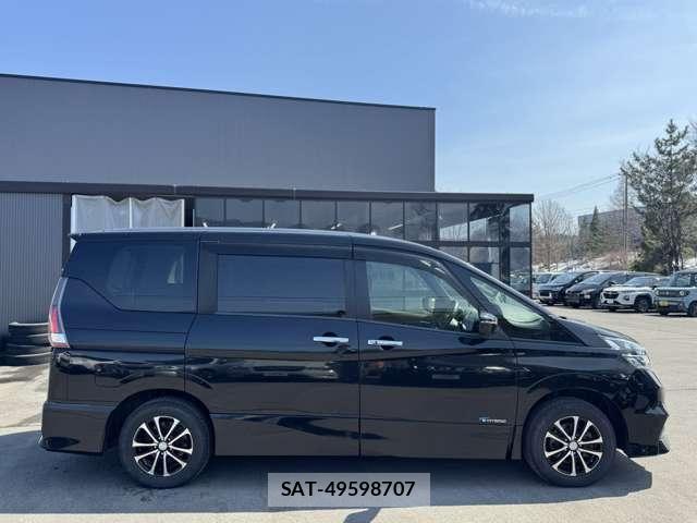 Nissan SERENA 2016-10 6673552-4