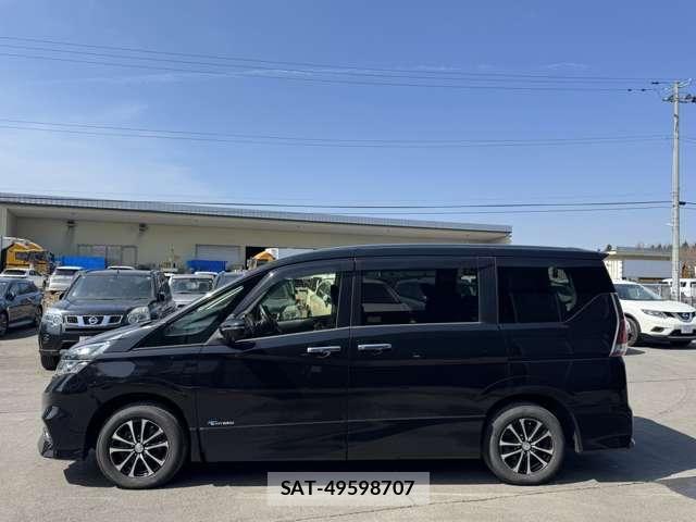 Nissan SERENA 2016-10 6673552-5