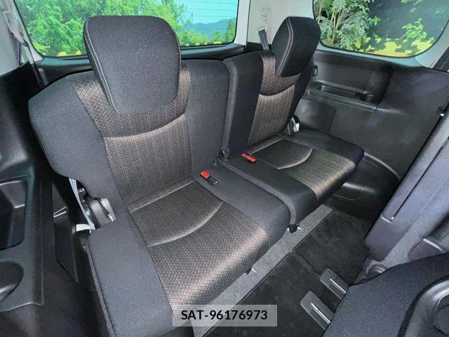 Nissan SERENA 2014-08 6753241-10