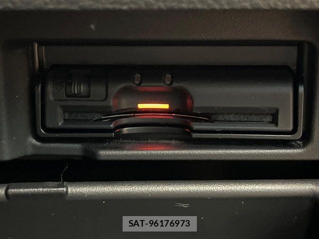 Nissan SERENA 2014-08 6753241-6