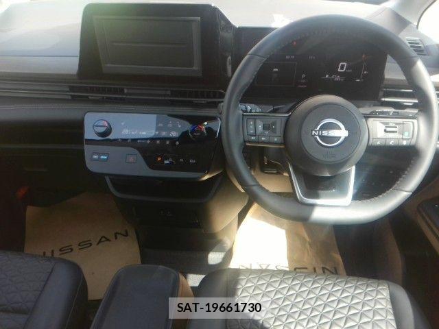 Nissan SERENA 2025-09 6791475-1