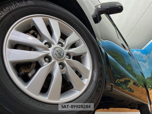 Nissan SERENA 2014-07 6817157-13