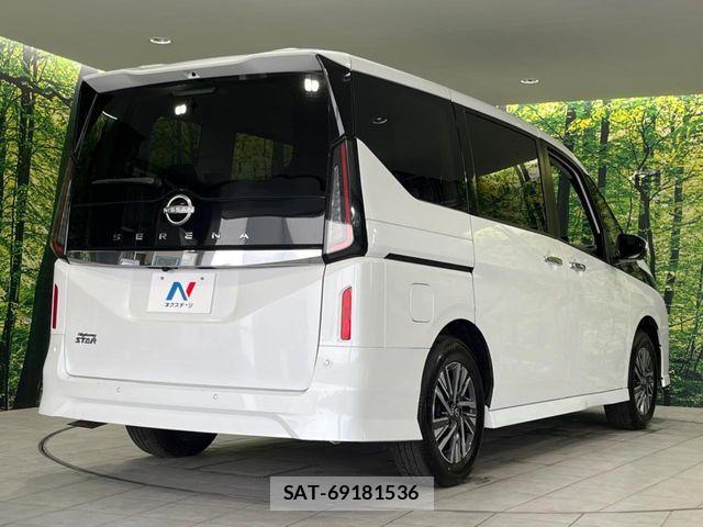 Nissan SERENA 2023-11 6817154-17