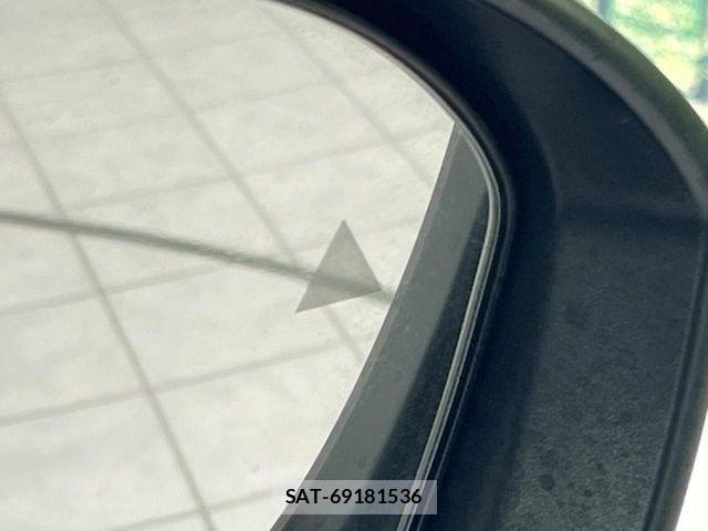 Nissan SERENA 2023-11 6817154-5